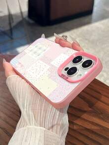 Floral Patchwork Mobile Phone Case, Designed With Delicate Flowers And Pastel Colors, Suitable For IPhone 16, 15, 14, 13, 12 And 11 Pro Models, Made Of TPU Material, And Provides Shockproof Protection. Perfect For Family, Friends, Children, Birthdays, Spring, Holidays, Boyfriends, Girlfriends, And Valentine's Day Gifts - 粉紅色CZ - 查看 5