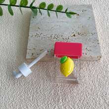 1支10毫升果汁造型唇彩管，唇彩包装容器，样品瓶，润唇膏管，口红可填充瓶，化妆品，便宜，房间装饰，梳妆台，旅行，卧室，化妆配件，赠品，旅行，廉价商品，旅行必备 - 玫紅色 - 查看 9