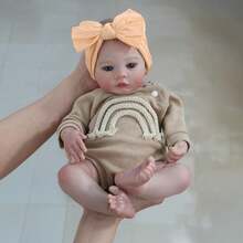 Lifelike 45 Cm Meadow Reborn Baby Doll, 18 Inch Full Body Soft Silicone Vinyl Girl Doll, 3D Painted Skin With Visible Veins Vinyl Limbs, Realistic Detailed Hand Painted Hair Handmade Art Doll - Collectible Art Doll Christmas Gift/Birthday Gift/Thanksgiving Gift (Some Accessories Are Random)