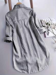 Plus Size Women's Classic Striped Button-Up Casual Shirt