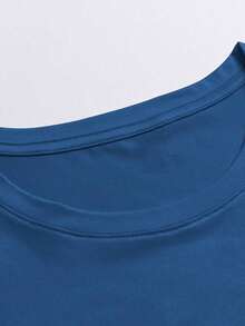 Camiseta Manfinity Homme Slim Fit con Estampado de Cruz para Hombre - Burdeos - Ver 11