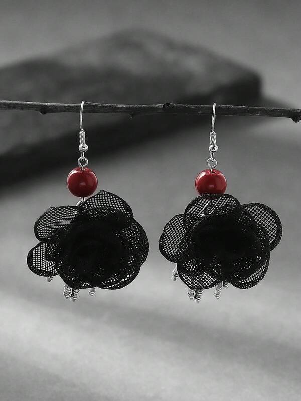 1pc Vintage Gothic Style Skull Hand Black Rose Earrings, Thorn Heart Cross Burgundy Rose Stud Earrings, Versatile For Women, Festivals, Parties