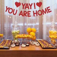 一套“耶，你回家了！”闪光三角旗横幅，趣味欢迎回家派对装饰，男女通用，返校季，军人返乡，家庭团聚派对悬挂旗帜 - 彩色 - 查看 10