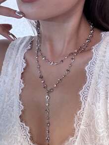 1条简约时尚双层彩色亚克力金属亮面项链，带流苏，适合日常佩戴、聚会、派对、节日和送礼。 - 銀色 - 查看 3