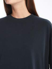 Chic Black Oversized T Shirt With Soft Modal Blend - Black - View 3
