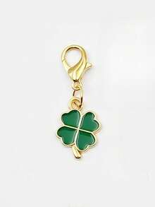 10 pièces Porte-clés trèfle à quatre feuilles porte-bonheur, pendentif porte-clés trèfle, cadeau parfait pour la Saint-Patrick, la remise des diplômes, le mariage, les cérémonies et la décoration de sacs d'emballage. Avec porte-badge et accessoires de voiture. - vert - Voir 4