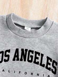 Young Boy Letter Print Crew Neck Sweatshirt And Cargo Sweatpants Casual Suit