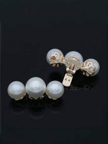 两件时尚百搭的DIY手工仿珍珠新娘鞋夹，可拆卸，可装饰高跟鞋、日常、节日、婚礼等场合，亦可作为鞋花和鞋子装饰。