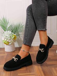 Damen Lässig Rundkopf Loafer, modisch mit Ketten-Dekor und abgenutzter Optik, rutschfeste Gummisohle, Slip-On Collegestadt/Landstil Schuhe, bequem für alle Jahreszeiten, Stofffutter