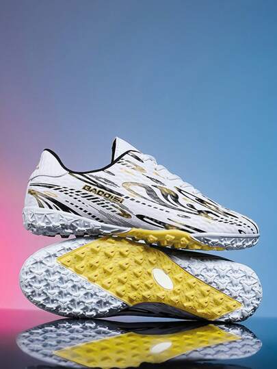 Lightweight, Anti-Slip Teenage Football/Soccer Shoes With Studs, Fashionable Design For Training, Unisex