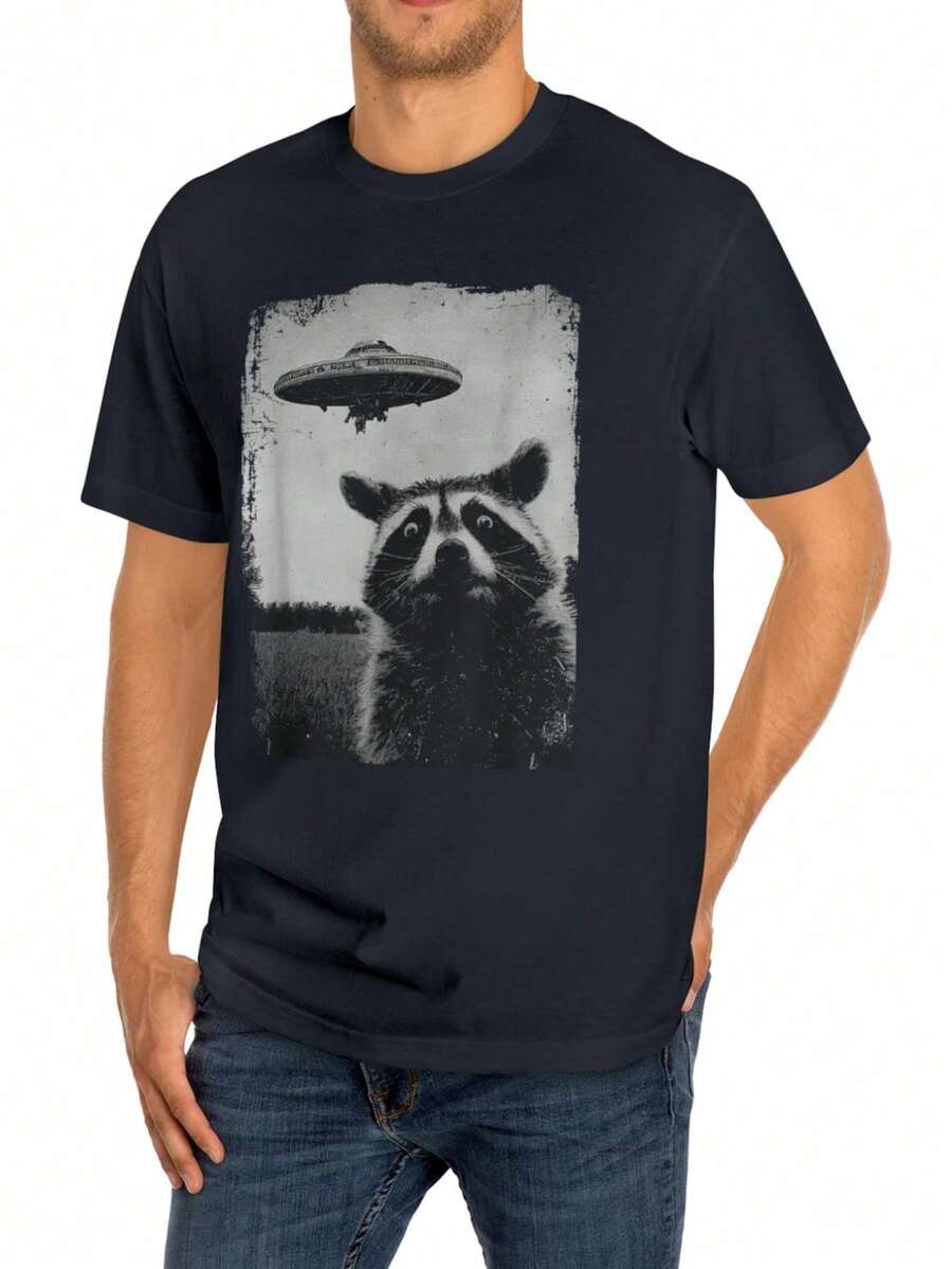 Bear Print, Men's Round Crew Neck Short Sleeve, Simple  Tees Fashion Regular Fit T-Shirts, Casual Comfy Breathable Top For Spring Summer Holiday Leisure Vacation Men's Clothing As Gift Tee For Adult, Men, Women, Teen, Teenager, Adolescent, Youth - Preto - Ver 1