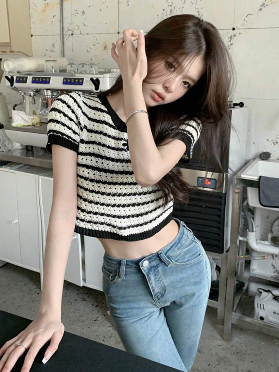 女式撞色条纹圆领插肩针织打底 T 恤，全新夏季百搭上衣 - 黑與白 - 查看 1