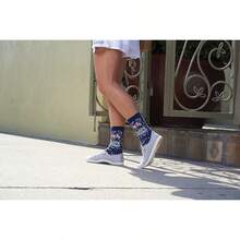 K. Bell traducido al español - Check Meowt (Denim Heather) - Ver 7