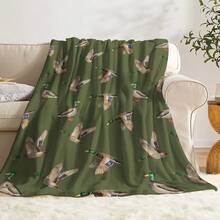 Mallard Duck Flannel Throw Blanket - Cozy Soft Lightweight Vintage Style, Flying Ducks & Reeds Wildlife Design , Super Soft Suitable Flannel Blanket  For All Seasons, Washable, Machine Washable, Lightweight, Breathable, Comfortable, Warm, Unique,Polyester 280gsm, Suitable For Him And Her, Suitable For Napping, Camping, Traveling, Family, Daily Life Office Decoration, Birthday Anniversaries, Valentine's Day, Thanksgiving, Christmas, Halloween, Mother's Day, Father's Day, Weddings, New Year Gifts For Her, Him, Family, Boyfriend, Girlfriend Father, Family Member, Mother, Lover, Daughter, Son, Grandfather, Grandmother,   Friend, Classmate And Pet.  Sofa,Bed,Car,Bedroom,Living Room,Office, Outdoor Camping, Beach,Wall Decoration - Nhiều màu 2 - Xem 3