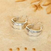 Vintage Carved Pattern Hoop Earrings, Simple & Fashionable Jewelry Gift For Party