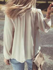 Acelitt 米色花卉刺绣泡泡袖宽松长袖衬衫，休闲优雅 - 米色 - 查看 2