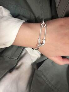 1 件手链摇滚嘻哈复古创意好运粗链流苏串珠派对珠宝礼物