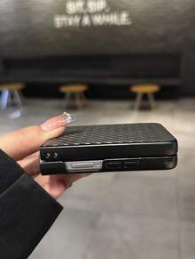 Galaxy Z Flip6/7 Series, Z Fold6/7 Series Carbon Fiber Solid Black Phone Case For Foldable Phones Waterproof Shockproof Anti-Fall Scratch Resistant - Black - View 7