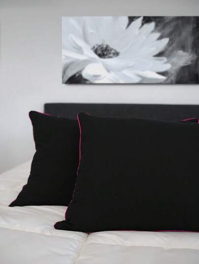 1pc Hotel And Home Bed Pillow, Luxury Hotel Quality, Made With Premium Soft Feather Alternative Filling, Comfortable High Elasticity Pillows, Suitable For Bedroom, Guest Room, Dorm Room (45 X 66cm 1/2Pcs Set) view 2