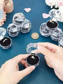 1/5/10/20个装透明戒指盒塑料首饰盒,适用于耳环、戒指、项链等,可作首饰展示盒,多功能戒指耳环收纳盒,适合婚礼、求婚、情人节等场合,是女性收纳整理、旅行度假必备、秋季装饰、万圣节装饰、房间装饰的理想之选。 - 彩色 - 查看 5