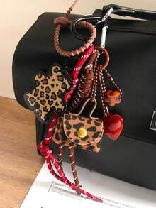 Series Cute Leather Leopard Print Small Bag Charm Keychain Vintage Leopard Bear Heart Highly Decorative Bag Pendant Suitable For Women Everyday Wear Fall