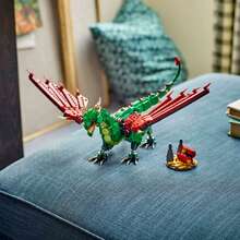 LEGO 3-in-1 Mittelalter Drachen Spielzeug - Baustein Spielzeug mit 3 Aufbauoptionen, Drache, Seeschlange oder Phönix - Fantasy Set für Kinder, Jungen und Mädchen, ab 9 Jahren - Geburtstagsgeschenkidee - 31161