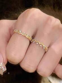 Set de 2 anillos con encaje brillante y circonita cúbica microincustrada en cobre, diseño único adecuado para fiestas, reuniones, regalos festivos, elegante para mujeres (sin caja de regalo)