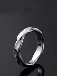 Fashionable Minimalist Mobius Ring Copper Ring For Men, Suitable For Stylish Matching - Silver - View 4