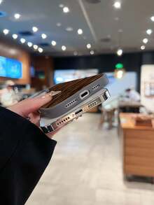 Tiger Stripe Mobile Phone Case, Designed With A Furry Texture And Bold Patterns, Suitable For IPhone 16, 15, 14, 13, 12 And 11 Pro Models, Made Of TPU Material, And Provides Shockproof Protection. Ideal For Animal Lovers, Fashion Enthusiasts, Birthdays, Seasonal Gifts, And Special Occasions. - 灰色CZ - 查看 5