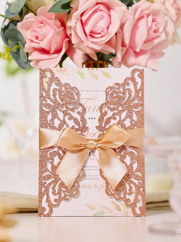 [Invitation scintillante] 10 pièces Cartes d'invitation roses scintillantes découpées au laser avec carte d'insertion | Conception florale et en forme de cœur élégante, fournitures pour la fête de la douche de mariée | Invitations élégantes, princesse, mariage, anniversaire, baptême (nœud inclus)