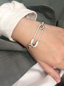 1 件手链摇滚嘻哈复古创意好运粗链流苏串珠派对珠宝礼物