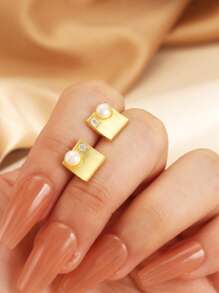 1 Pair S925 Sterling Silver Earrings With Natural Freshwater Pearl And Diamond, Minimalist Design, Suitable For Daily Wear, Elegant Gift For Mother, Girlfriend - Gold - View 5