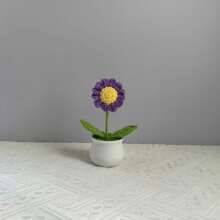 1pc Handmade Crocheted Potted Plant, Tulip/Sunflower/Heart Shaped Flower Desktop Decor, Knit Rose Flower, Forget-Me-Not Potted Plant Gift, Artificial Flowers Desktop Ornament, Party Favor