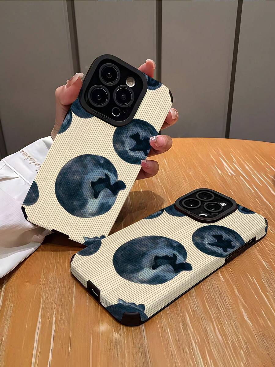 1 pieza Funda de teléfono suave y protectora de piel sintética con patrón retro de arándanos y rayas verticales, compatible con Apple 15/15 PLUS/15 PRO/15 PRO MAX, resistente al agua, a los golpes y a los arañazos - Multicolor - Ver 1