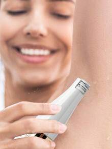 五合一女士电动剃须刀，适用于剃除和修剪腿内侧、眉毛、唇毛、身体毛发、面部毛发、胡须、鼻毛、手臂和腋毛。可充电电动剃须刀，温和不刺激。