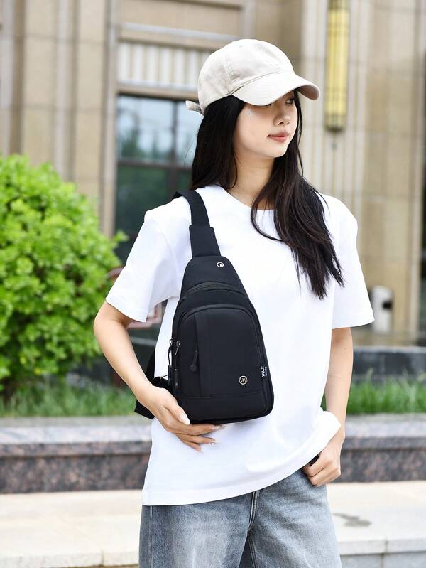 Fashionable Lightweight Waterproof Outdoor Casual Travel Chest Bag, High-End Versatile Classic Design For Women