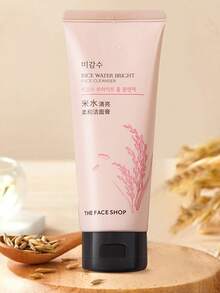 The Face Shop 150克/5盎司 亮白牛奶洁面乳，温和，泡沫丰富，大容量，超值装，强效清洁，深层清洁，清新柔滑，清爽洁净，保湿舒适，适合所有肤质，韩国化妆品