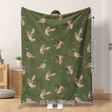 Mallard Duck Flannel Throw Blanket - Cozy Soft Lightweight Vintage Style, Flying Ducks & Reeds Wildlife Design , Super Soft Suitable Flannel Blanket  For All Seasons, Washable, Machine Washable, Lightweight, Breathable, Comfortable, Warm, Unique,Polyester 280gsm, Suitable For Him And Her, Suitable For Napping, Camping, Traveling, Family, Daily Life Office Decoration, Birthday Anniversaries, Valentine's Day, Thanksgiving, Christmas, Halloween, Mother's Day, Father's Day, Weddings, New Year Gifts For Her, Him, Family, Boyfriend, Girlfriend Father, Family Member, Mother, Lover, Daughter, Son, Grandfather, Grandmother,   Friend, Classmate And Pet.  Sofa,Bed,Car,Bedroom,Living Room,Office, Outdoor Camping, Beach,Wall Decoration - Nhiều màu 2 - Xem 1