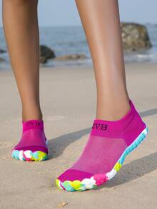 ZVB Barefoot-Friendly Water Shoes, Soft-Soled Women's Beach Shoes For Swimming, Diving, Fishing, Outdoor Quick-Drying Summer Sandals, Non-Slip & Breathable - 玫紅色 - 查看 6