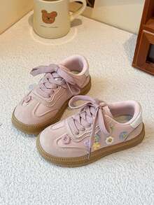 زوج من أحذية الأطفال الرياضية المزينة بالزهور، أحذية كاجوال ربيعية/خريفية جديدة للأطفال الصغار والكبار ذات قاع ناعم