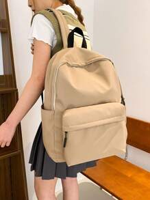 新款清新风格学生背包，韩版时尚高中/大学简约休闲背包