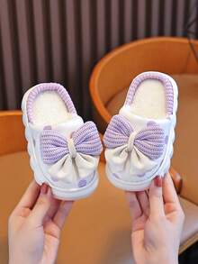 1 par de pantuflas de invierno con peluche para niños, pantuflas lindas y cálidas para niñas pequeñas, cómodas, impermeables y antideslizantes, con diseño de lazo delicado para pequeñas princesas - Morado - Ver 7