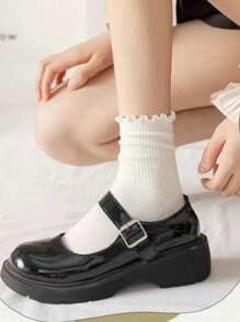 1/3/5 双女式可爱荷叶边及踝中筒袜，白色和黑色，涤纶氨纶混纺，可机洗