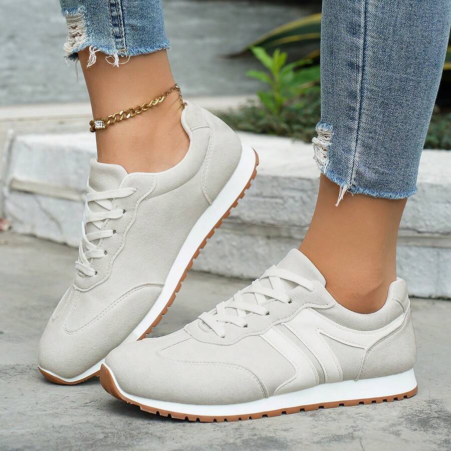 Fashionable New Women's Casual Shoes For Spring And Autumn. Classic Color - Blocking, Versatile. Low - Top Lace - Up Lightweight Sports Shoes.