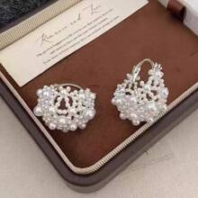 1 对镀银优雅环形耳环，适合派对、休闲、商务场合、女士珠宝仿珍珠耳环