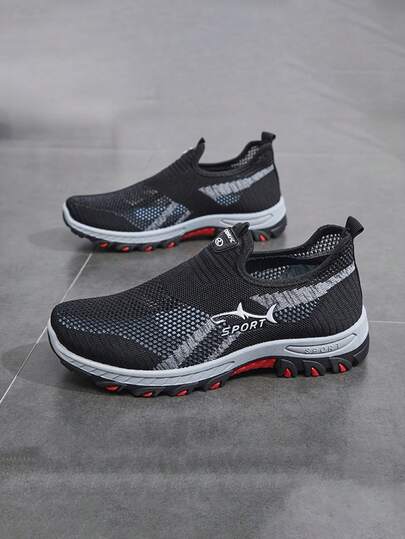 Chaussures de sport respirantes à enfiler pour hommes, durables pour les activités de plein air comme la randonnée, le camping, la randonnée. Baskets décontractées avec motif de requin, confortables avec semelle souple, disponibles en très grandes tailles, convenant aux personnes d'âge moyen et âgées