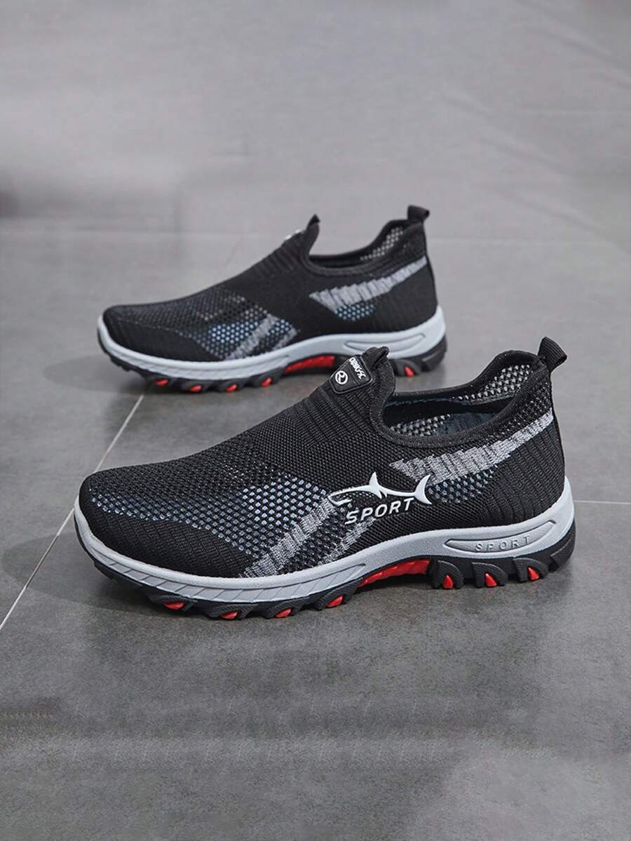 男士透气网面休闲运动鞋，经久耐穿，适合徒步、露营、远足等户外活动；鲨鱼图案休闲鞋，适合中老年人穿着；舒适柔软的鞋底，方便穿脱；提供加大码。