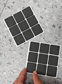 18 Peças Pequenos Protetores Antiarranhões para Móveis, Almofadas Adesivas Quadradas Pretas para Pés de Cadeira, Protetores de Piso, Pés de Borracha para Móveis, Almofadas para Pés de Mesa/Cadeira, Protetores de Piso para Cadeira, Almofadas de Proteção Silenciosa de Borracha para Pernas de Cadeira, Protetores Adesivos para Móveis Usados em Mesa, Porta, Cama, Sofá, Vaso