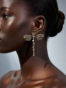 1pc Fashionable Alloy Rhinestone Dragonfly Earrings, Minimalist Unique Design High-End Women Earrings