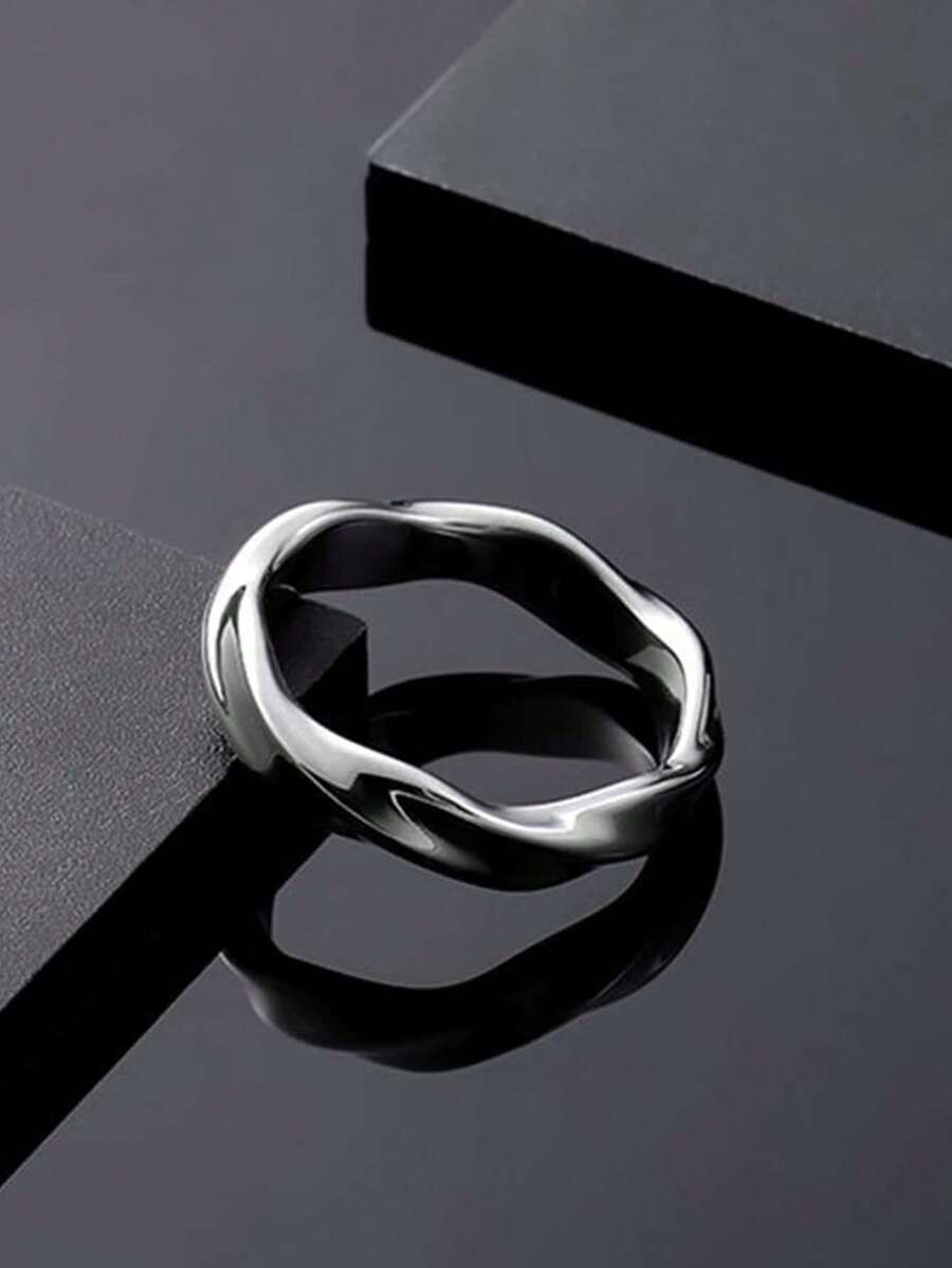 Fashionable Minimalist Mobius Ring Copper Ring For Men, Suitable For Stylish Matching - Silver - View 1